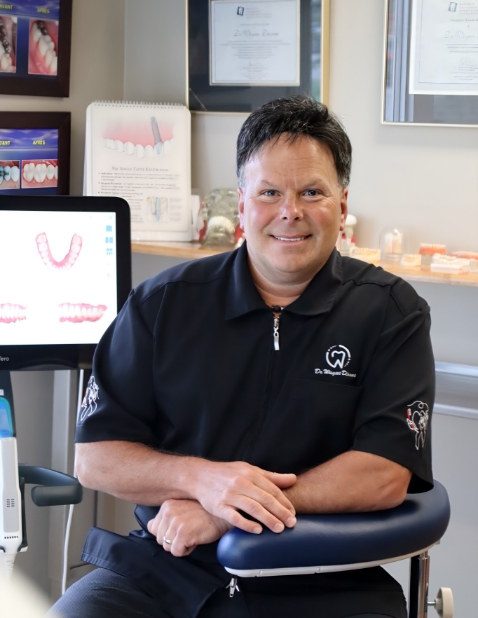 Dr Wayne Dionne